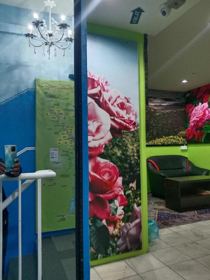 Netasha Holiday Inn And Apartment Cameron Highlands Bagian luar foto